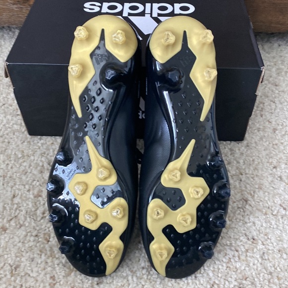 NWT- Copa Cleats MSize 8.5 - Picture 3 of 3